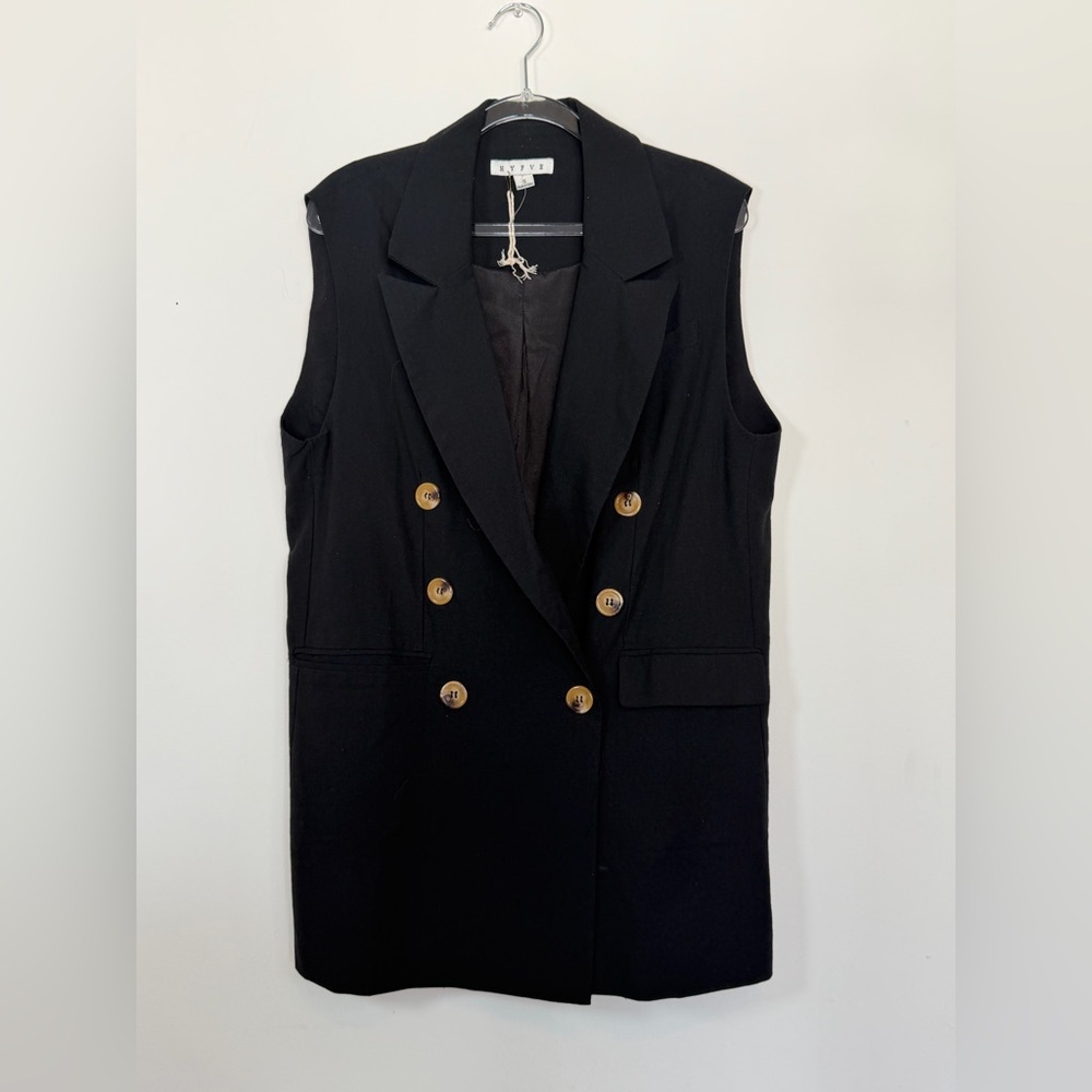 HYFVE Trending Blazer Vest Black  New with out tag Size S